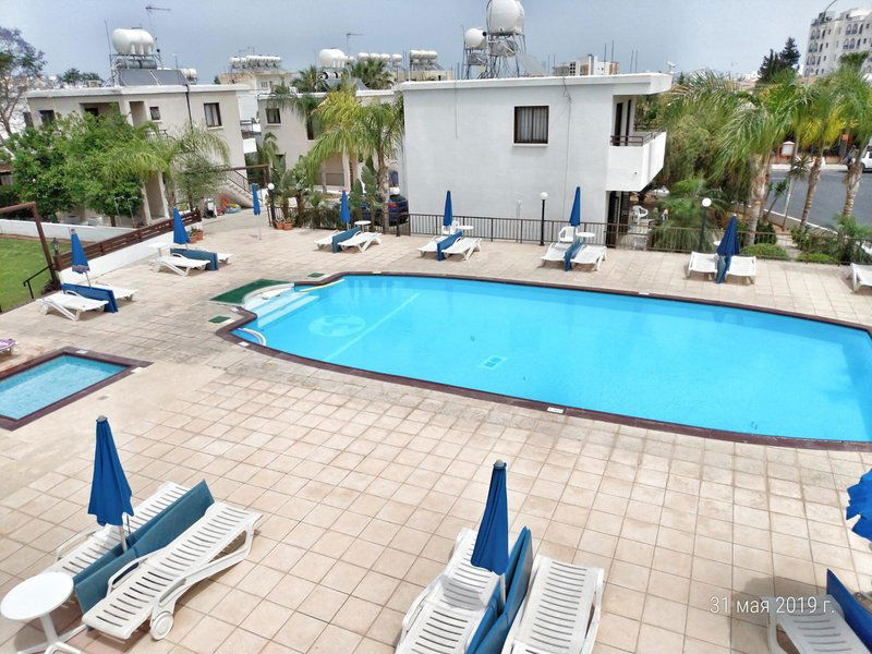 Hotel Constantaras Apartments