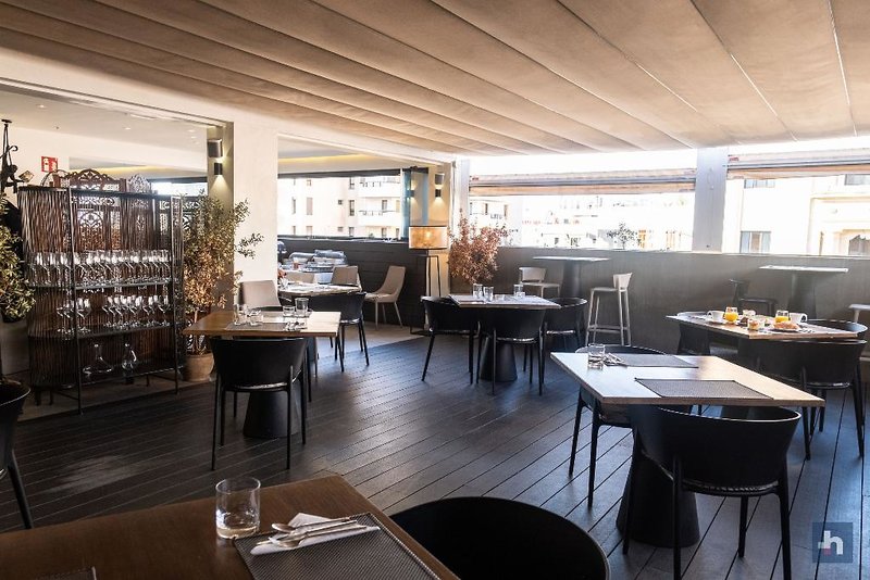 dal travel Hotel Adonis Plaza