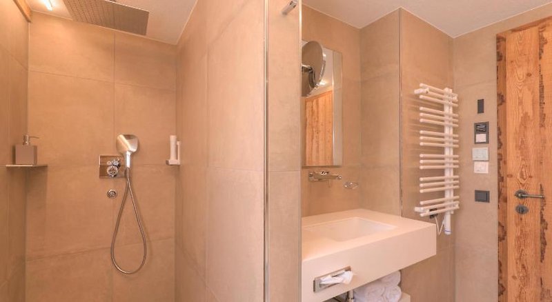 Hotel Arlberglife Ferienresort