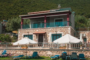 Hotel Ionion Fos cazare Nikiana