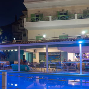 Hotel Tropicana Inn cazare Perigialion