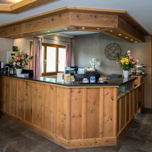 Hotel Alphorn cazare Gstaad
