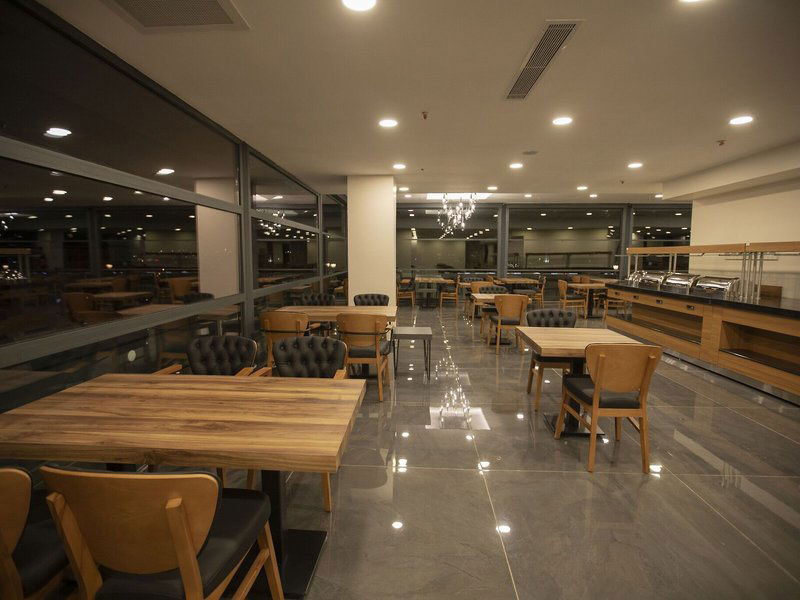 Hotel Divares Luxury Hotel