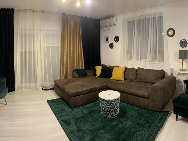 Villa Grey Residence