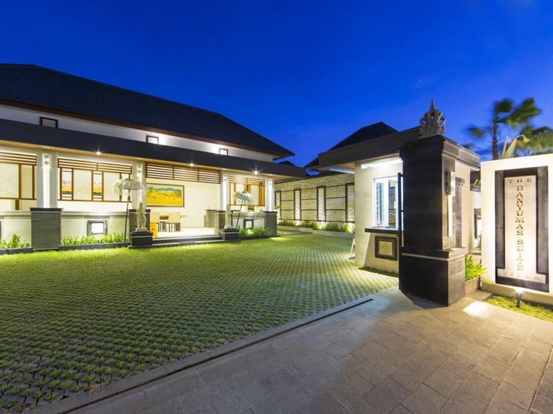 Hotel The Banyumas Suite Villa