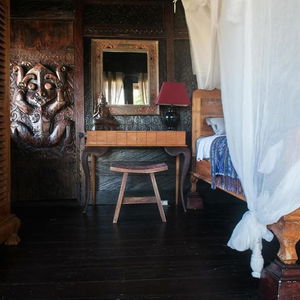 Hotel Most Exotic Beachfront Villa Keong cazare Tabanan