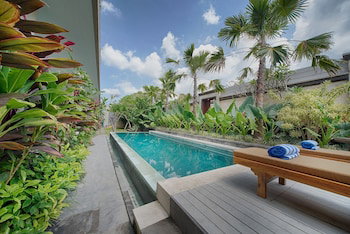 Hotel Puri Canggu Villas & Rooms