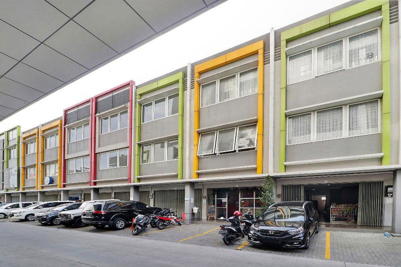 Hotel Hotel C18 @ Cibaduyut Redpartner