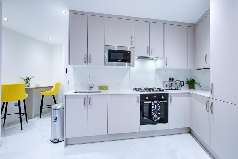 Hybridresi Uxbridge