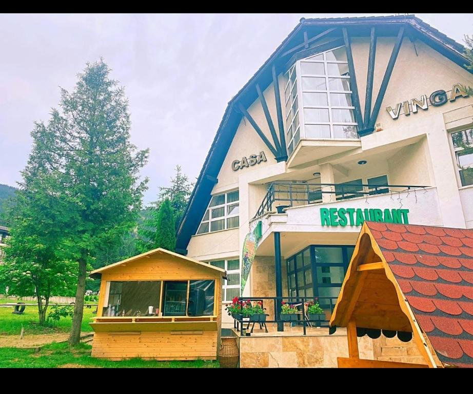 Casa Vinga..