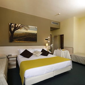 Hotel Alcide cazare Poggibonsi