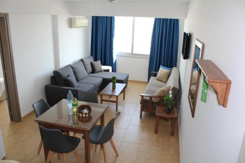 Hotel Maria Zintili Apartments