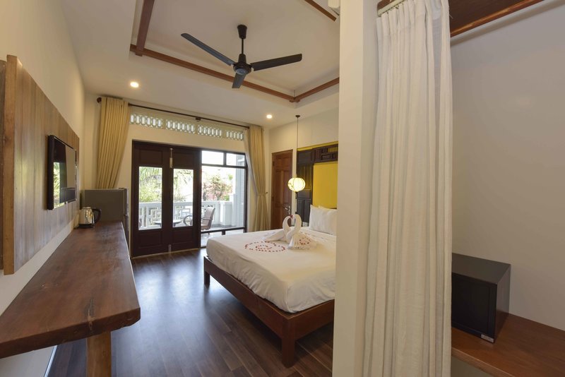 An Bang Beach Villa