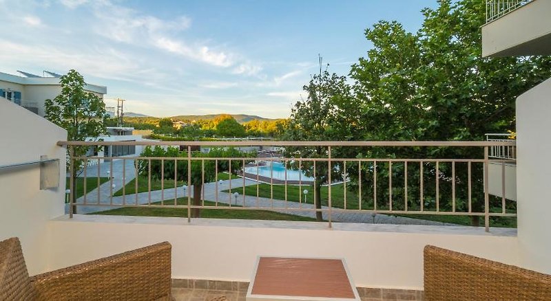 Paradise Resort Finikounda