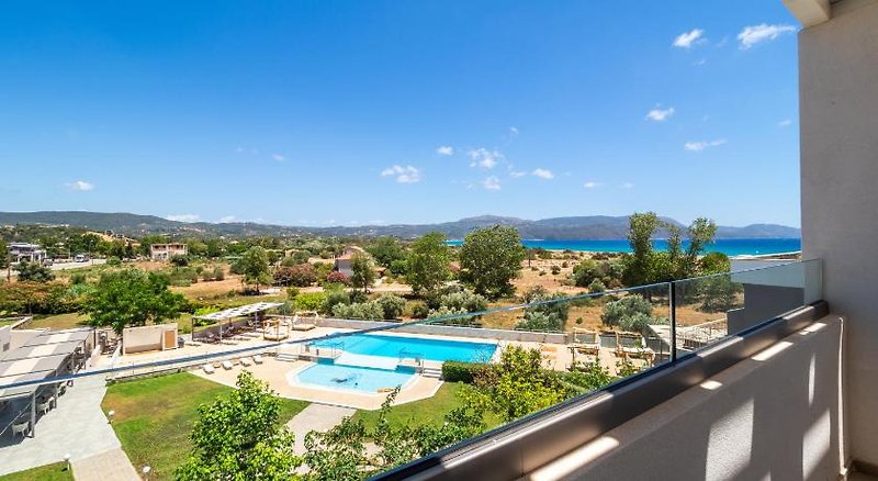 Paradise Resort Finikounda