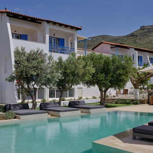 Sejur Aelia Apartments vacanta Andros