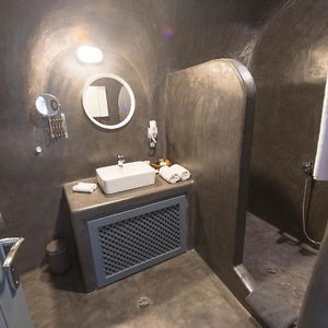 Hotel Lotza Studios cazare Oia