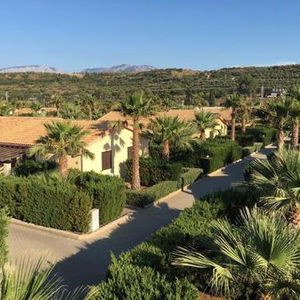 Hotel Residence Hydria cazare Campofelice di Fitalia