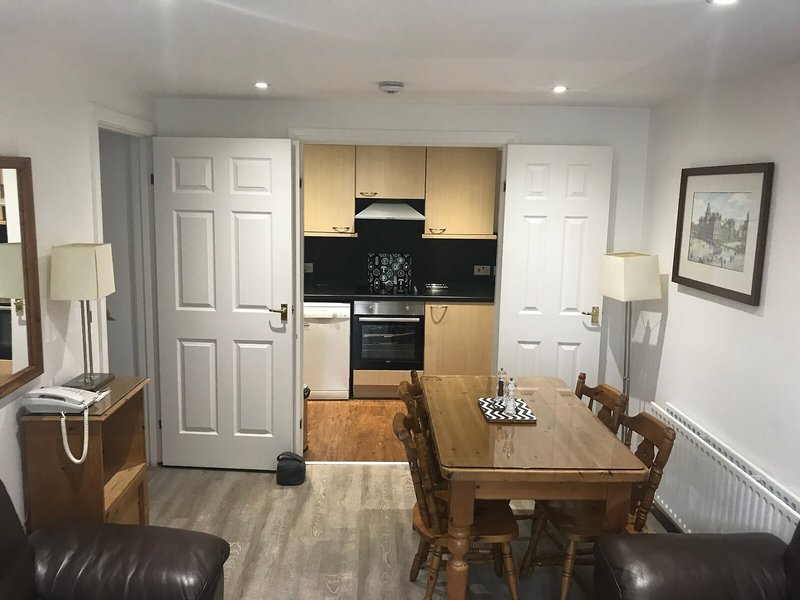 Premier Suites Edinburgh Fountain Court