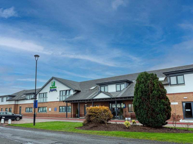 Holiday Inn Express Edinburgh Airport