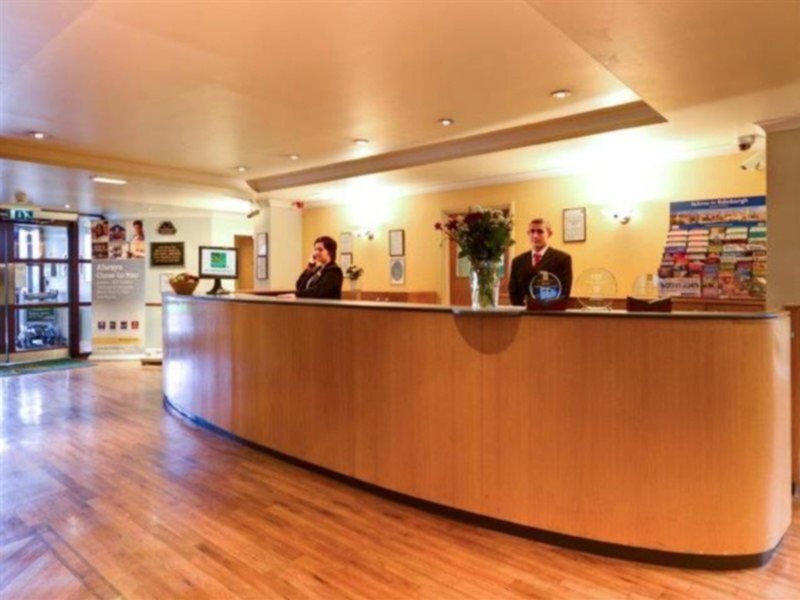 Holiday Inn Express Edinburgh Airport