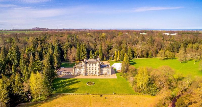 Melville Castle
