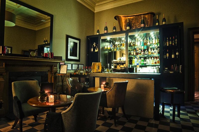 Bonham Hotel