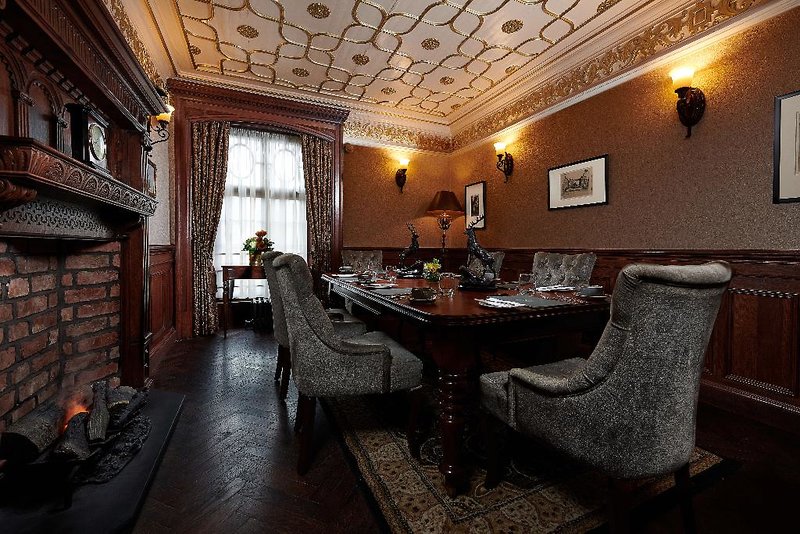 Bonham Hotel
