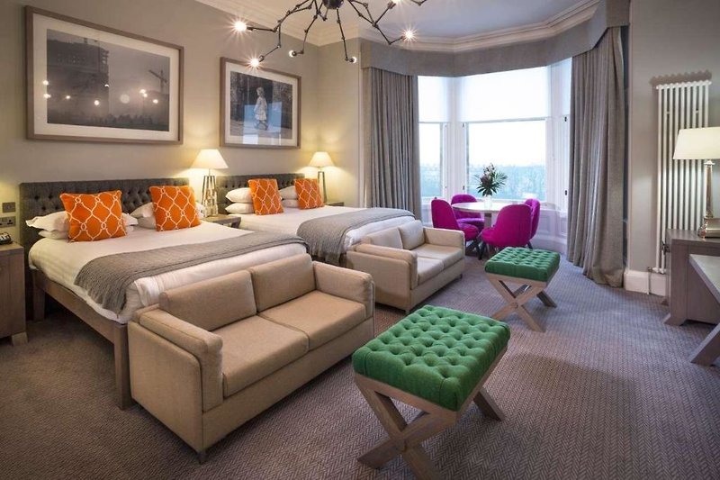 Bonham Hotel