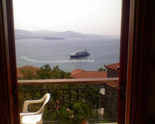 Hotel The Schoolmistress With The Golden Eyes