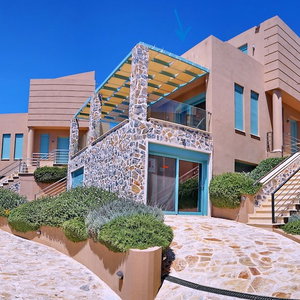 Hotel Ouzo Villas cazare Plomari