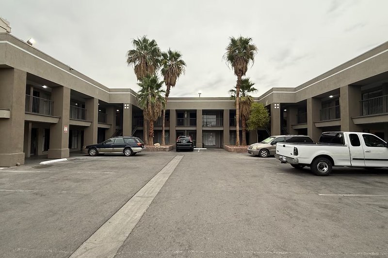 Hotel Dtlv, A Baymont By Wyndham