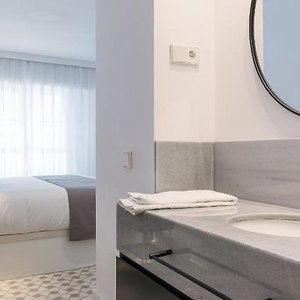 Hotel Feelathome Waldorf Suites Apartments cazare Madrid