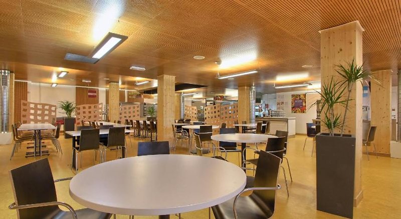 Auberge De Jeunesse Paris - Yves Robert