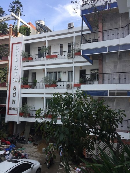 Cuu Kim Son Hotel