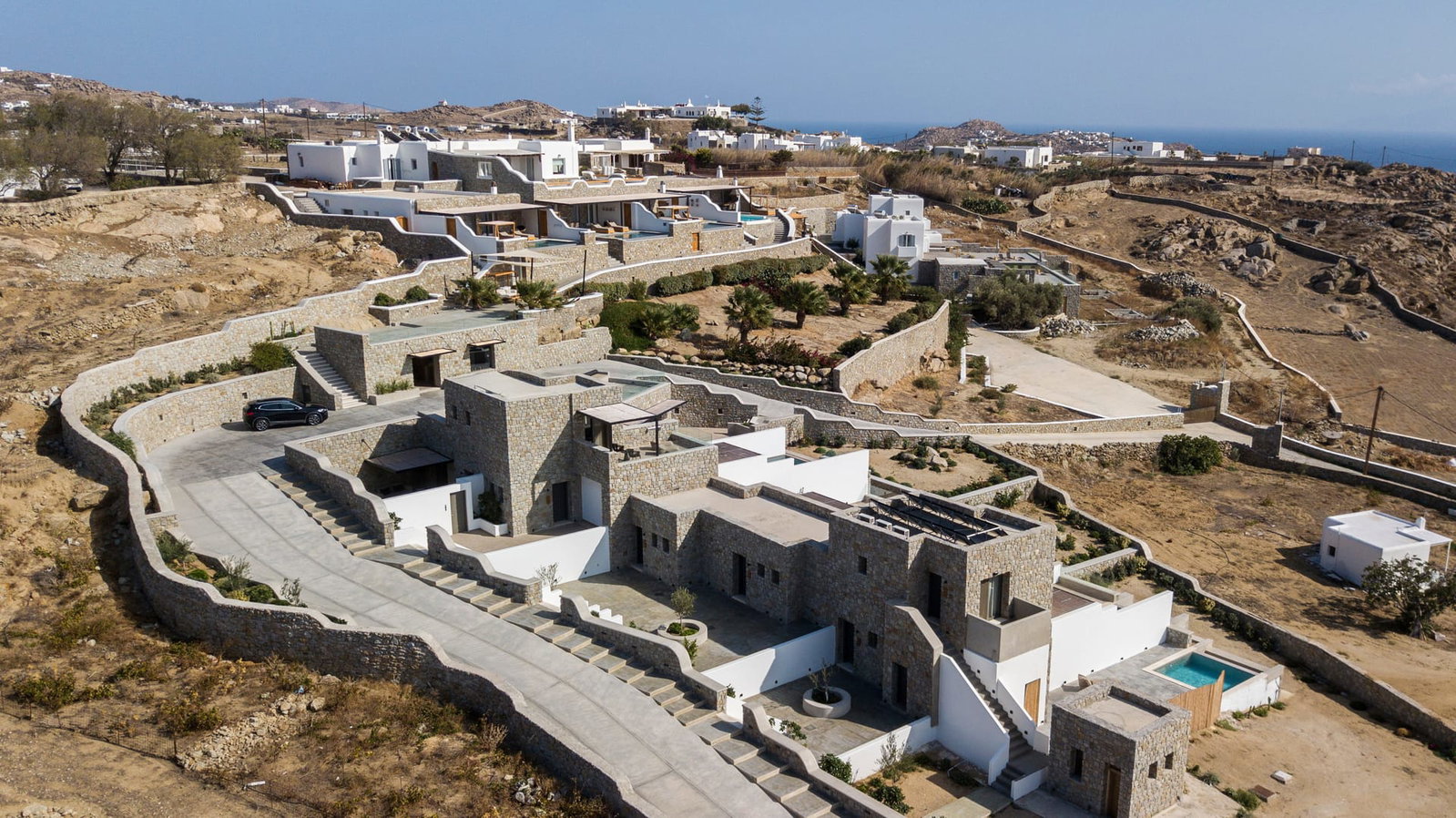 Villa Evi & Suites