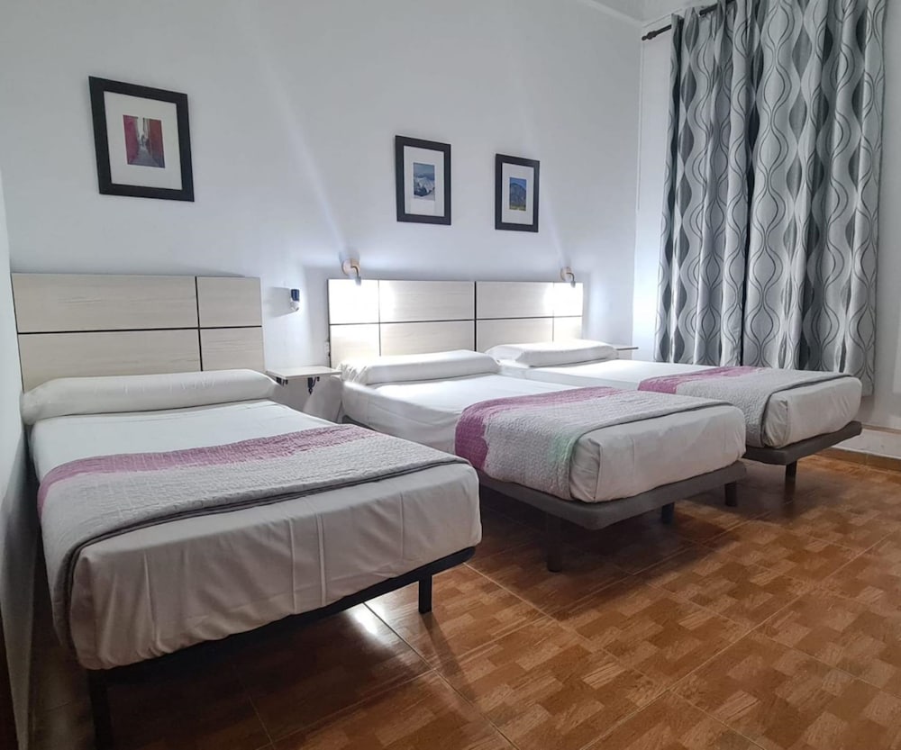 Hotel Hostal Miami