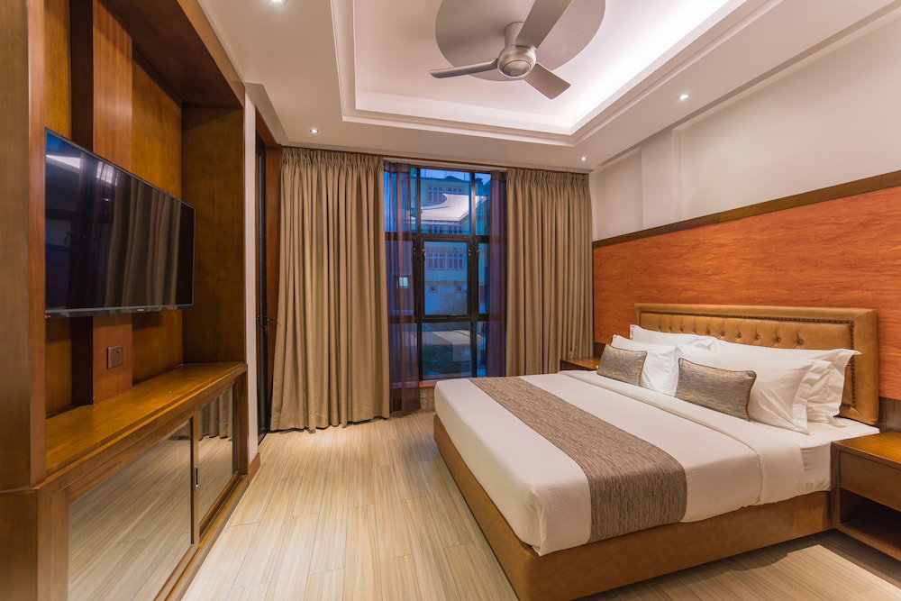 Hotel Samann Host