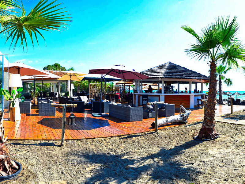 Marea Resort
