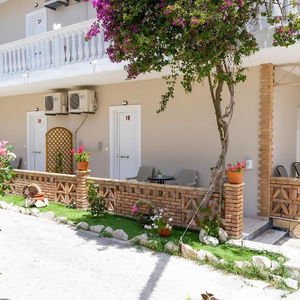 Hotel Asteri Studios & Appartments cazare Kalamaki