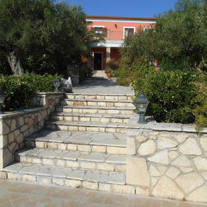 Hotel Anatoli Labreon Guesthouse - Apartments cazare Agia Marina