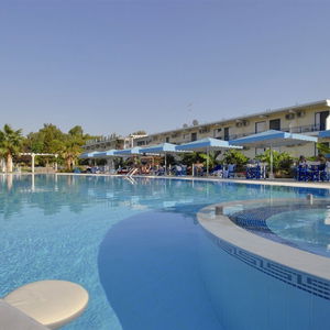 Hotel Lintzi cazare Arkoudi