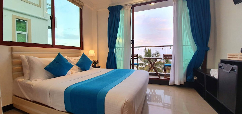 Hotel Huvan Beach Hotel At Hulhumale