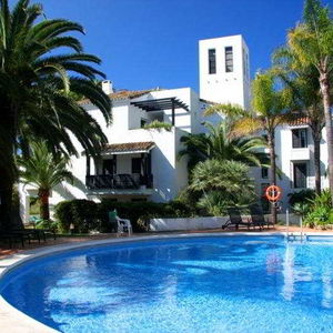Sejur Jardines De Las Golondrinas vacanta Marbella