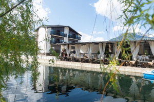 Hotel Complex Pescaresc Gura Repezii cazare Borsa