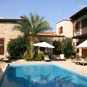 Hotel Porfyrios Country House cazare Choirokoitia