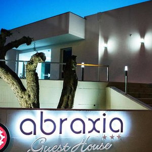 Hotel Abraxia Guesthouse cazare Comiso