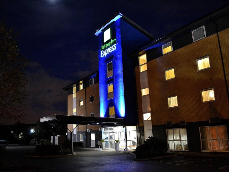 Hotel Holiday Inn Express Birmingham - Star City