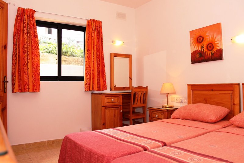 Hotel Harbour Lights Apartments