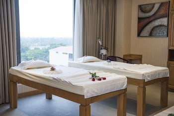 Iris Hotel